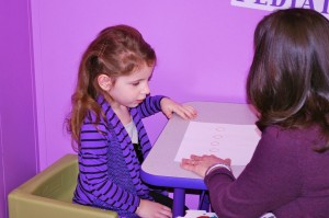 Pros and Cons of Speech Therapy Settings
